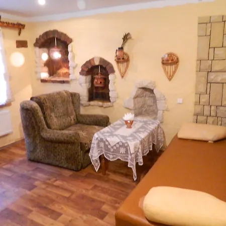 Muzey-sadyba Grazhda *