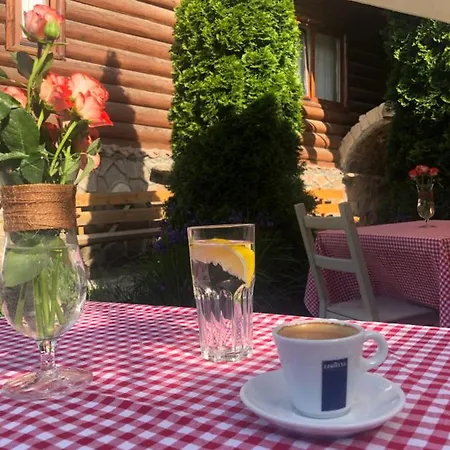 Muzey-sadyba Grazhda * בוקובל